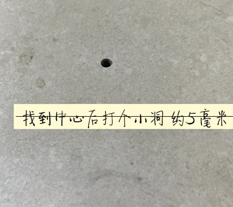 金昌瓷砖空鼓维修公司专业解答在瓷砖铺贴过程中，如果砂料搅拌不均匀，将会带来以下问题